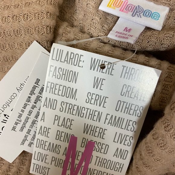 BNWT LuLaRoe Kristen Sweater Sz M - Picture 4 of 5